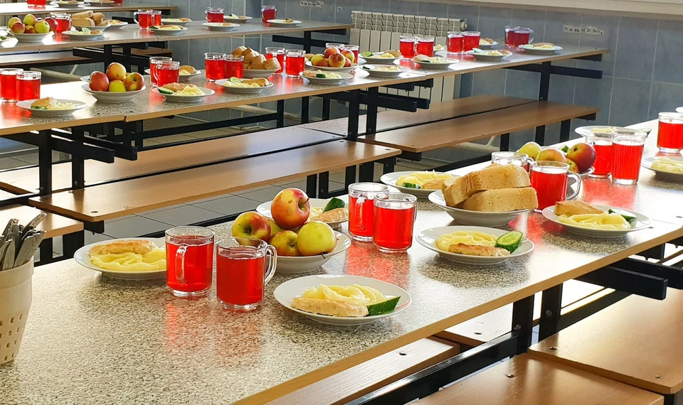 Более 400 проверок по организации школьного питания провели в Подмосковье за 2022 год