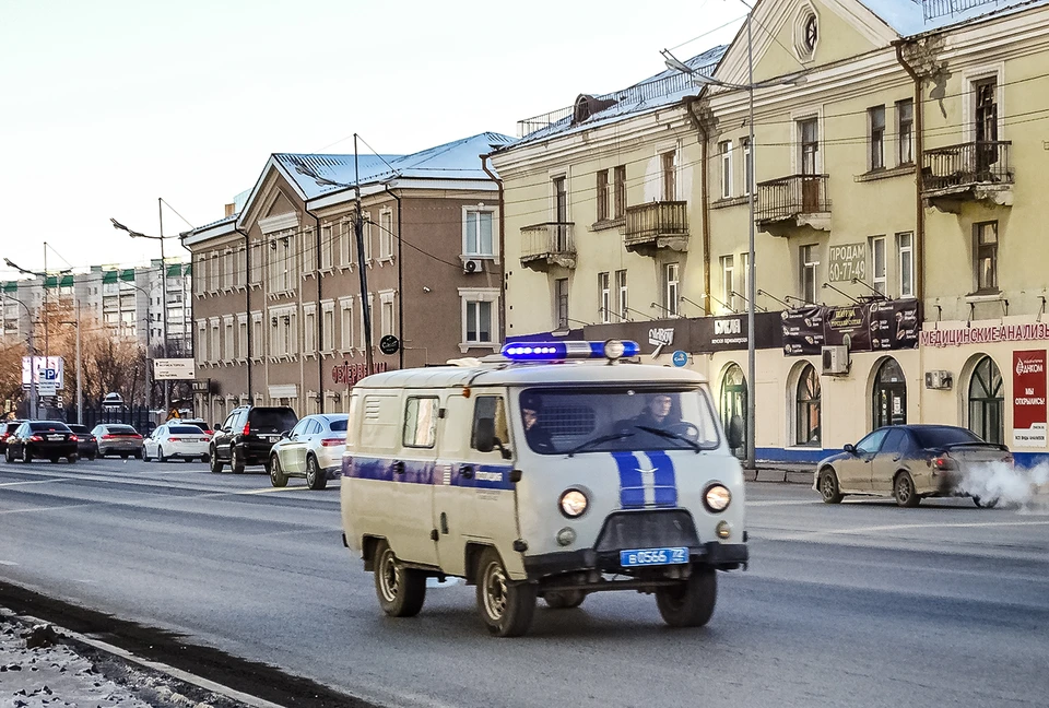 В Тюмени мужчина избил жену.