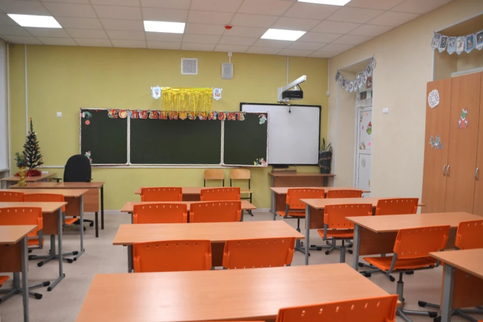 Дети и родители помогали выбирать цветовую гамму для внутренней отделки. Фото: правительство Кировской области