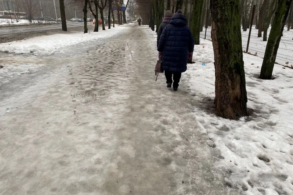 Когда потеплеет в рязани в мае. Гололед. Борьба с гололедом. Гололед и гололедица. Пасмурно декабрь.