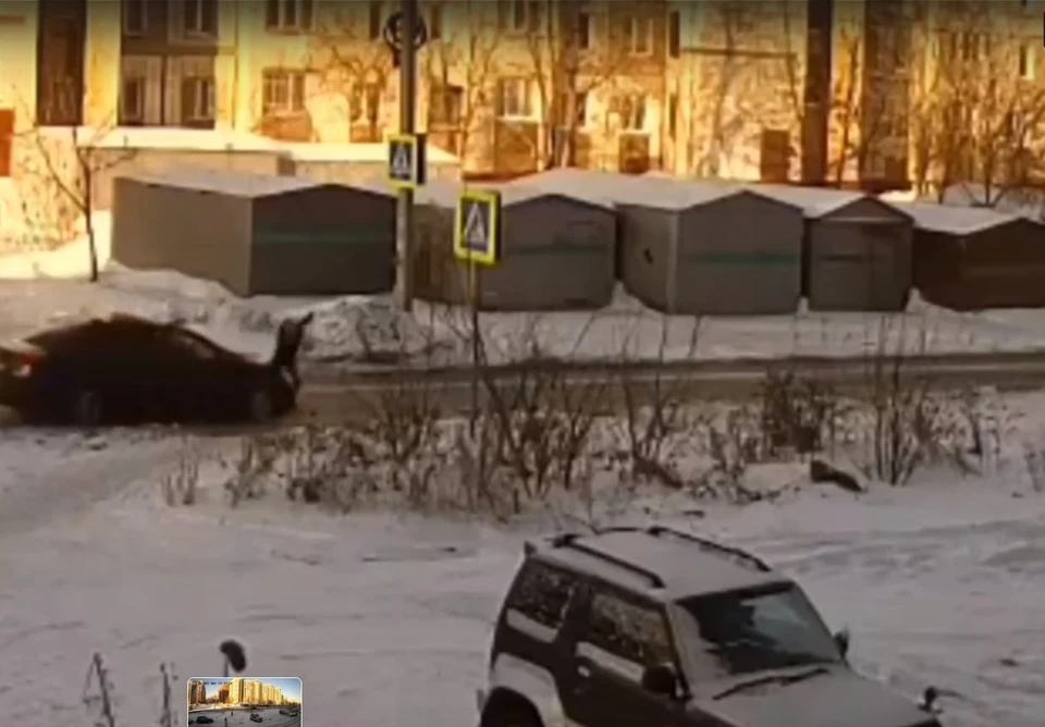 Фото: стоп-кадр видео наезда на пешехода.