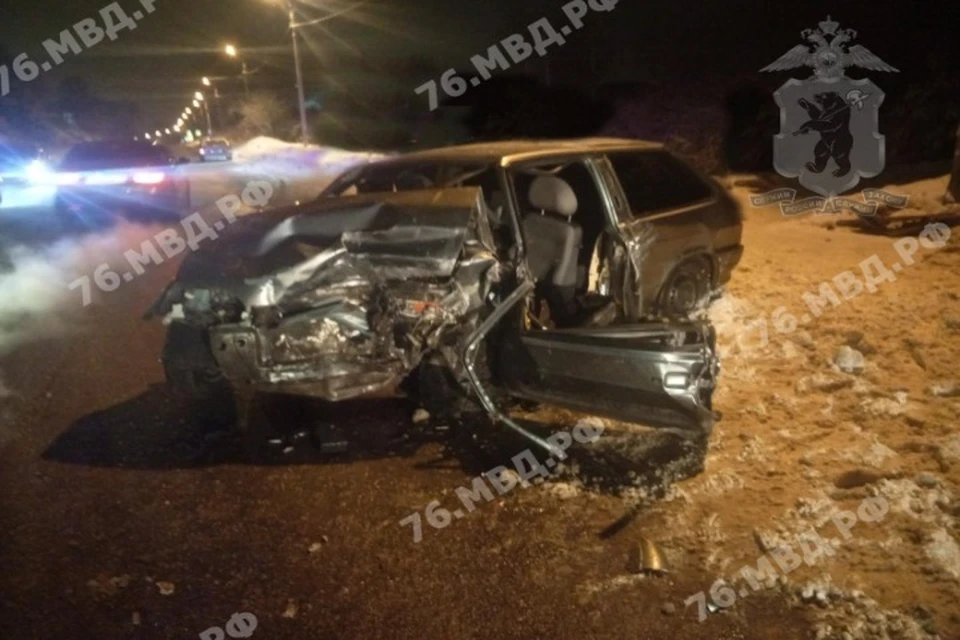 В Ярославском районе в ДТП с легковушками пострадали два человека