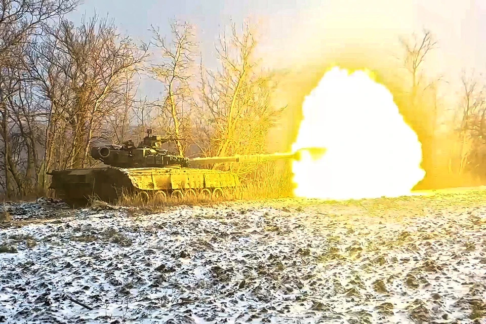 Боевая работа танковых экипажей Западного военного округа в зоне проведения специальной военной операции. Фото: Пресс-служба Минобороны РФ/ТАСС