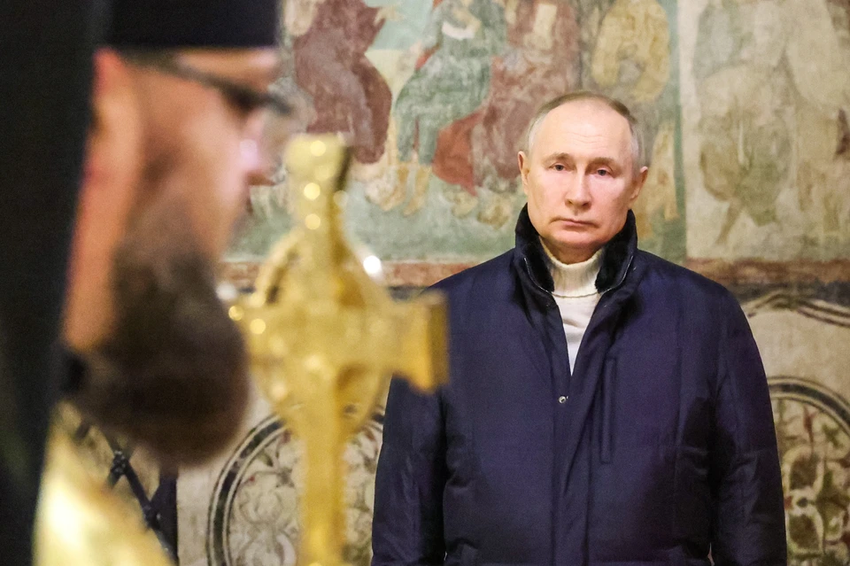 Президент РФ Владимир Путин в Благовещенском соборе Московского Кремля во время Рождественского богослужения. Фото: Михаил Климентьев/пресс-служба президента РФ/ТАСС