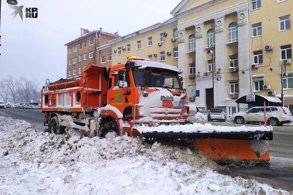От жителей Владивостока губернатору Приморья поступают сообщения об очистке снега.