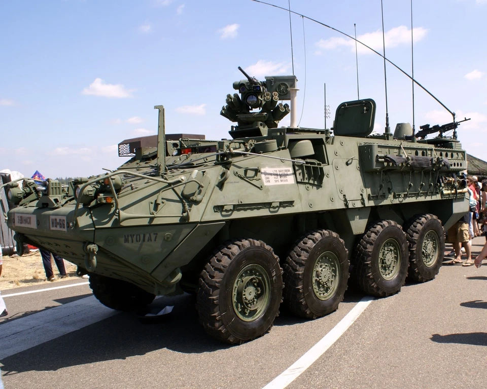 США всерьез думают над передачей Украине бронетранспортеров Stryker