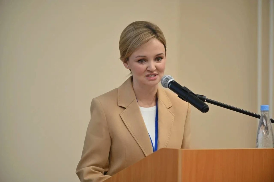 Эльвира Пинчук выступила с докладом. Фото: пресс-служба главы и правительства Удмуртии
