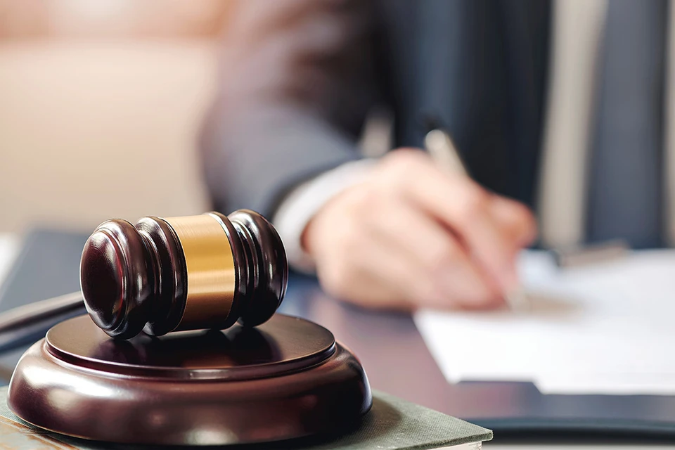 9 января в Рижском суде прошло первое заседание по «делу IMHOclub.lv.» - созданной 12 лет назад латвийским журналистом Юрием Алексеевым и двумя его друзьями дискуссионной интернет-площадки.