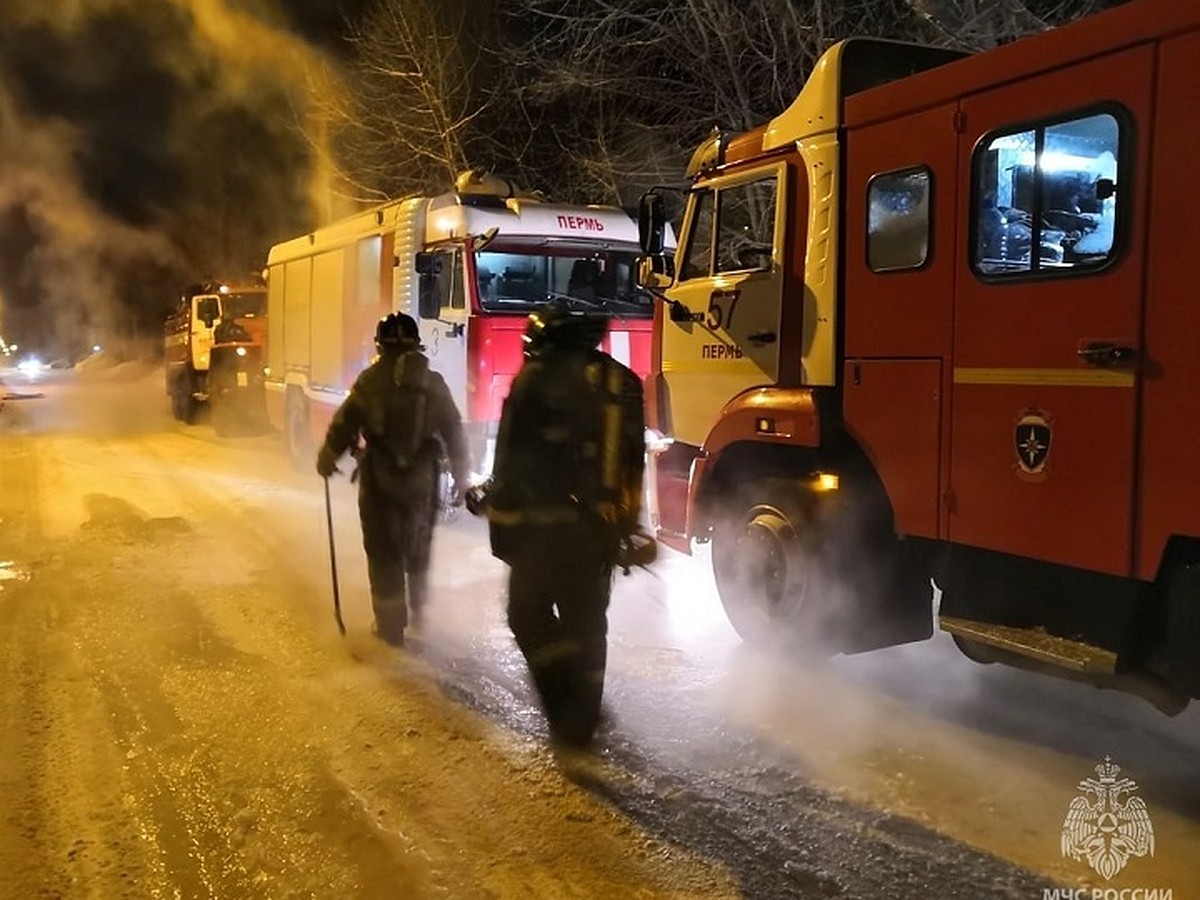 В Перми из кафе «Чайхана» на Ленина эвакуировали персонал и посетителей -  KP.RU