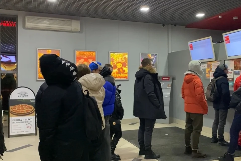 Показ фильма стартовал 12 января. Скриншот сюжета «‎Толк»