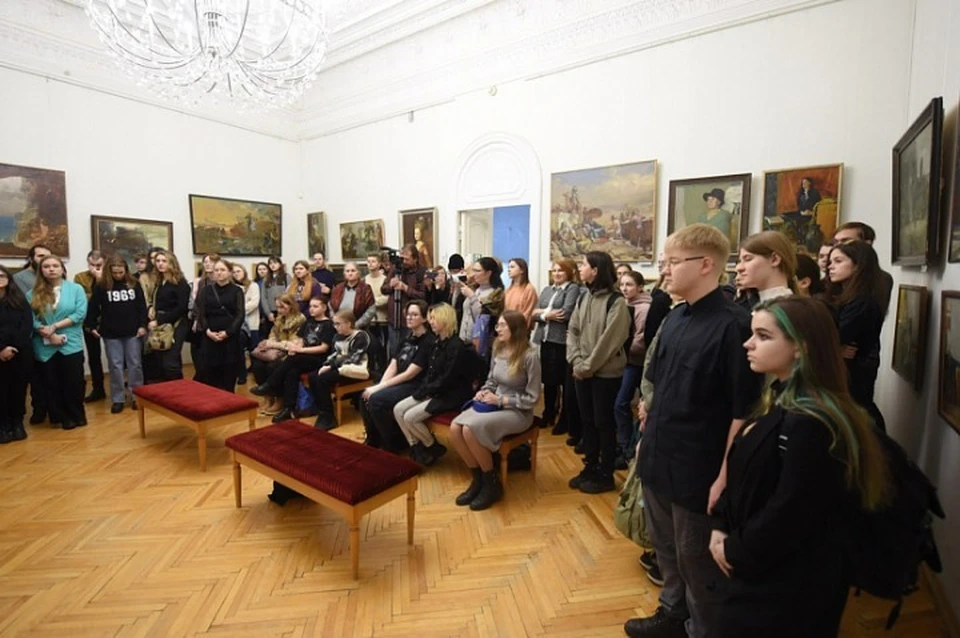 В Ярославле открылась выставка художественного училища