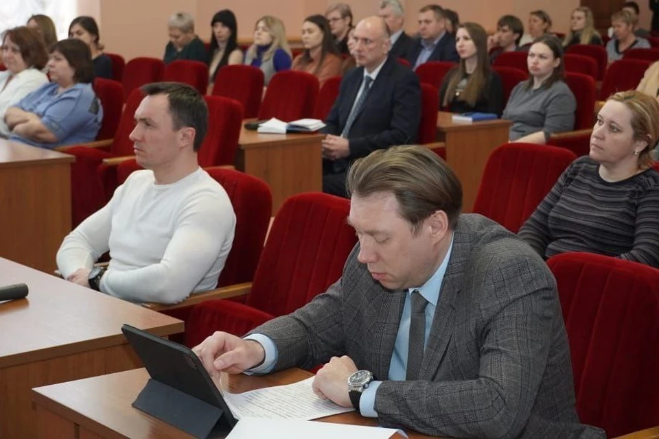 предложения к проекту решения горсовета, которые озвучили на публичных слушаниях, рассмотрят и будут учитывать при доработке Устава.