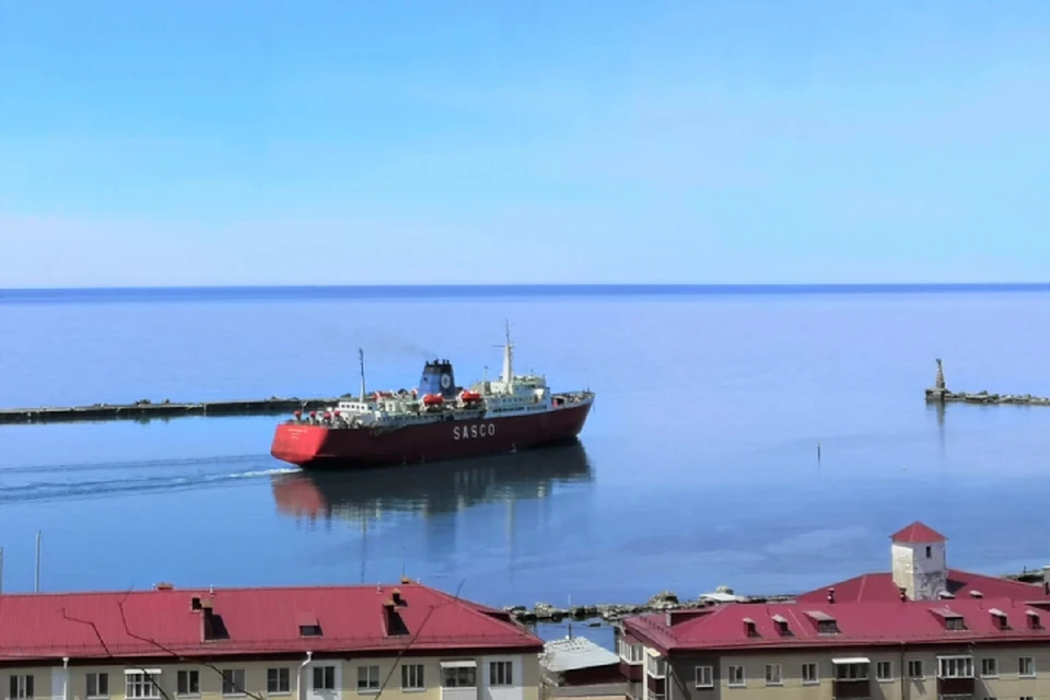 У берегов Хабаровского края на судне была обнаружена водотечность. Фото: Сахалинское морское пароходство