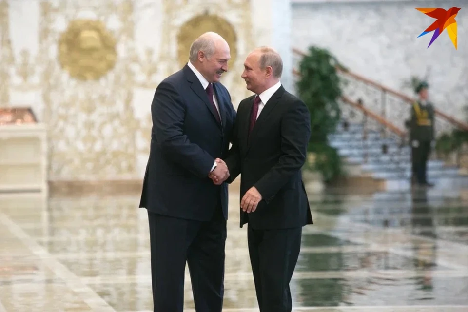 Путин анонсировал телефонный разговор с Лукашенко в ближайшее время.