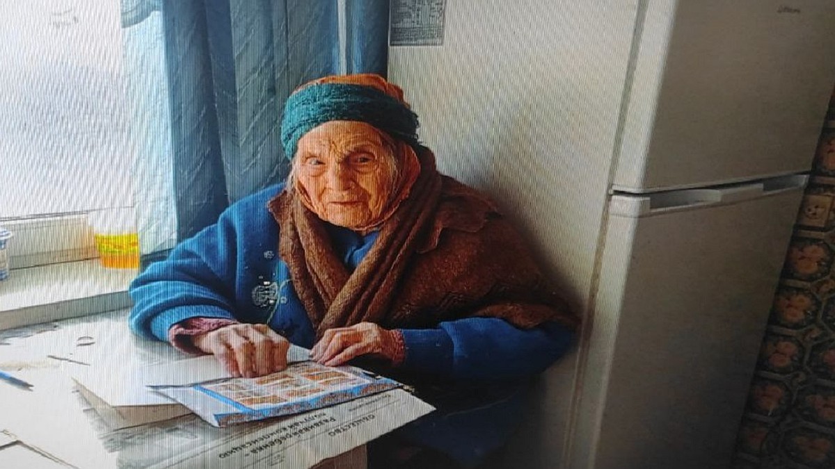 Как 98-летняя баба Тоня из Мариуполя получила в Ростове российский паспорт  - KP.RU