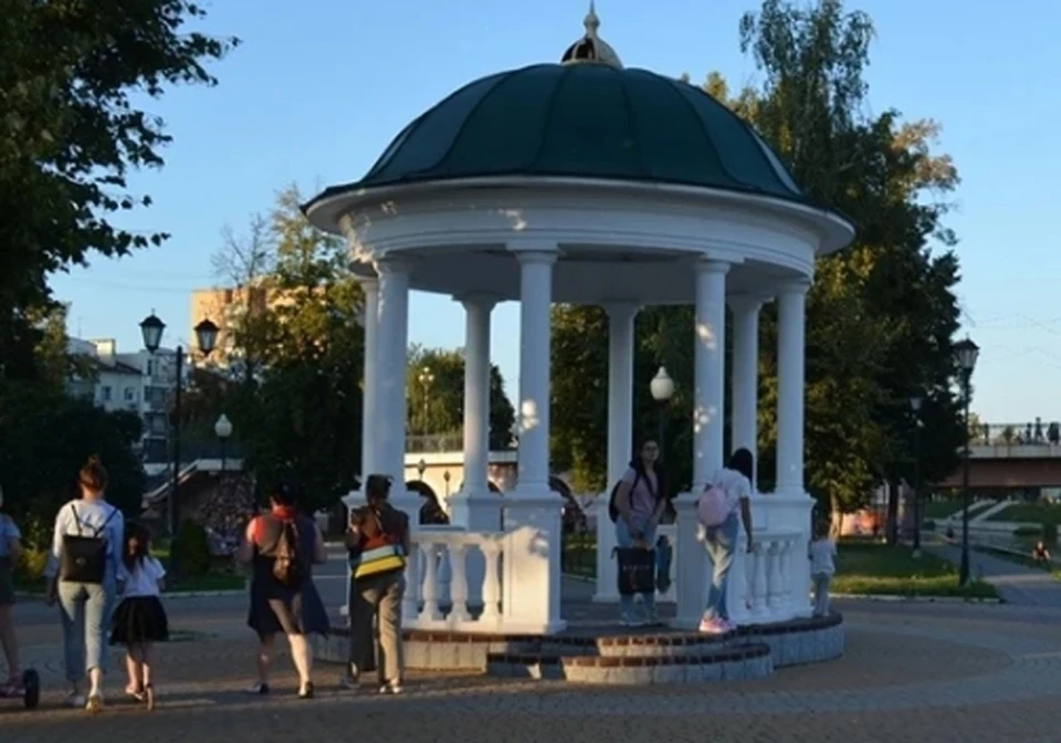 Новые впечатления и детали укрепляют память.