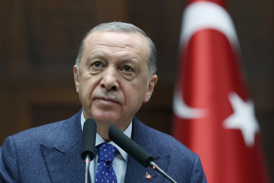 Президент Турции Эрдоган заявил, что флаг республики по всей стране и в зарубежных представительствах будет приспущен