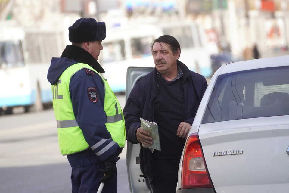Ульяновские автоинспекторы за сутки помогли за дорогах двум водителям