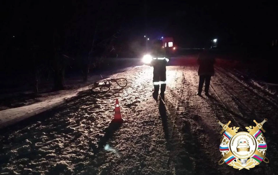 Пострадавшего 60-летнего водителя госпитализировали Фото: пресс-служба УГИБДД ГУ МВД РФ по Краснодарскому краю