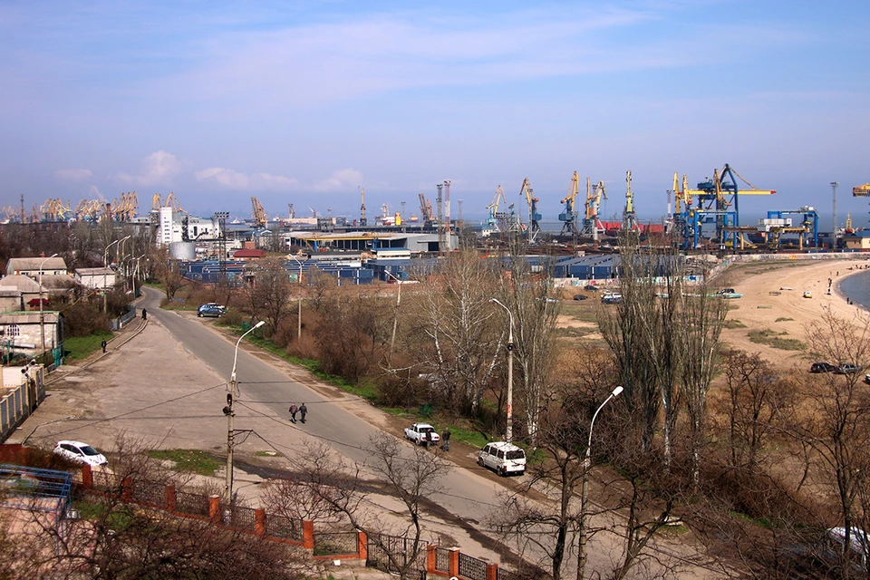 Мариуполь, в частности Азовский судоремонтный завод, готов принять у себя базу Черноморского флота.