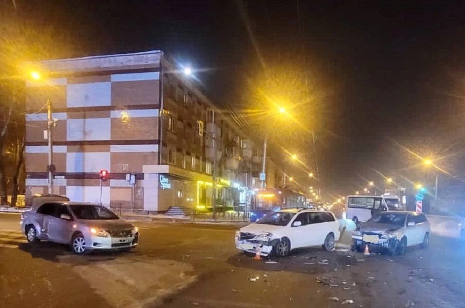 В областном центре произошло 20 автоаварий. Фото: Госавтоинспекция Иркутска