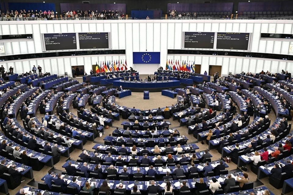 Европарламент отклонил поправку о прекращении огня и переговорам к резолюции по Украине