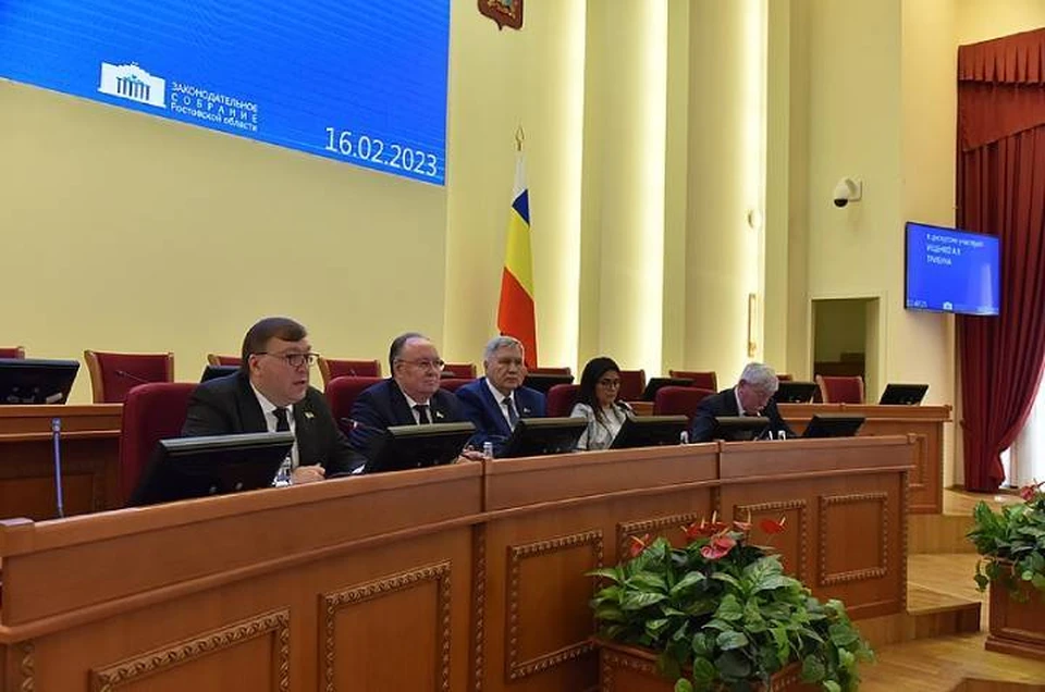 В Ростове состоялось 51-ое заседание Заксобрание. Фото: пресс-служба Заксобрания