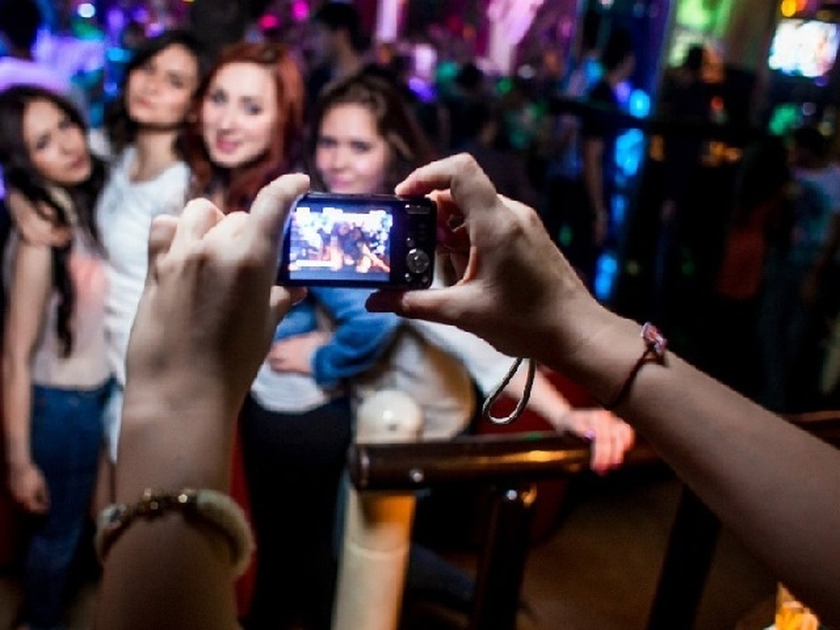 «Наркотики и драки»: С чем поможет бороться подключение ночных клубов Москвы к видеонаблюдению