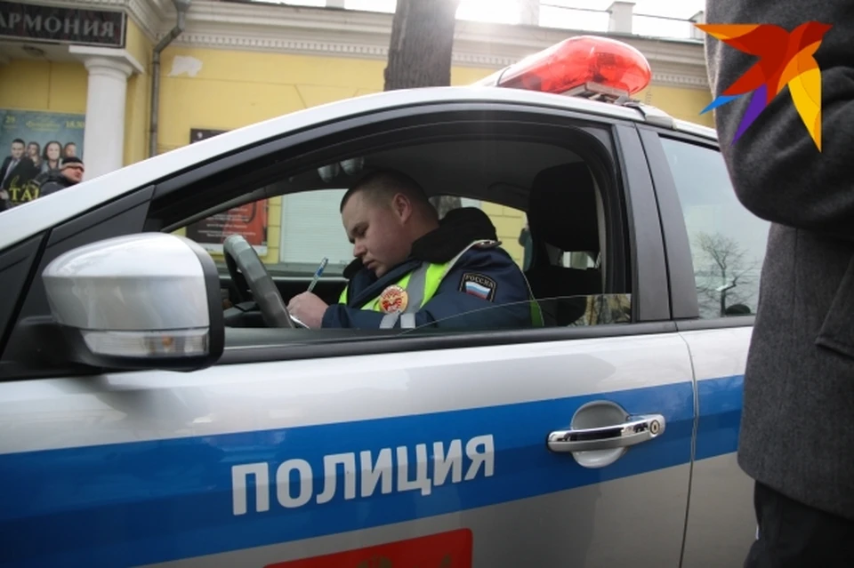 Буйный автомобилист сначала пытался убежать, но безуспешно.