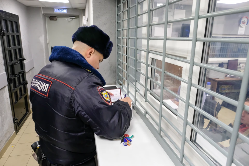 Сотрудники полиции разбираются в обстоятельствах произошедшего