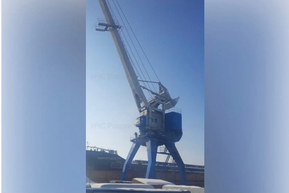 В Рыбинске горела кабина подъемного крана