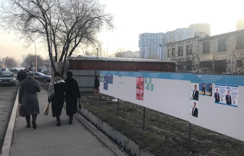 К чему приведет столь массовое паломничество в мажилис и маслихаты?