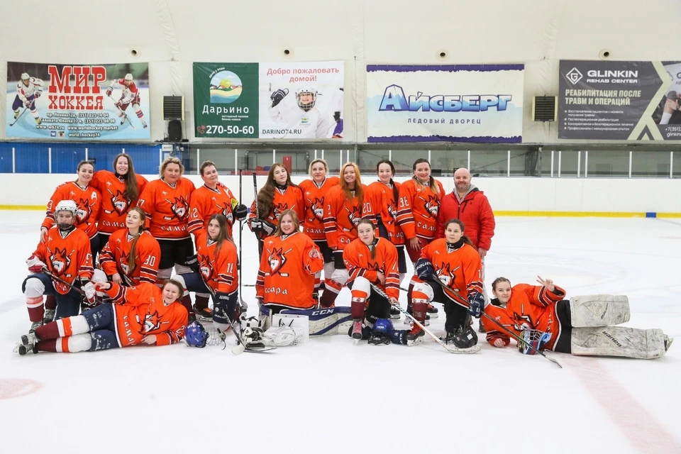 «Стальные лисы» - единственная женская хоккейная команда Самары.
