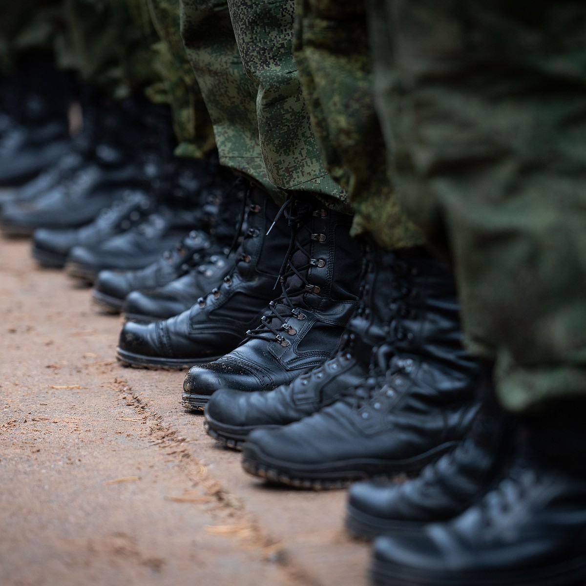 В Ростове теперь базируется военная прокуратура объединенной группировки  войск - KP.RU