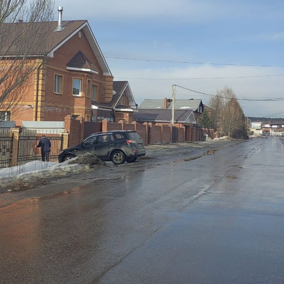 Строили в чистом поле, а теперь забирают. Жители Молодежного под Иркутском  борются за землю - KP.RU