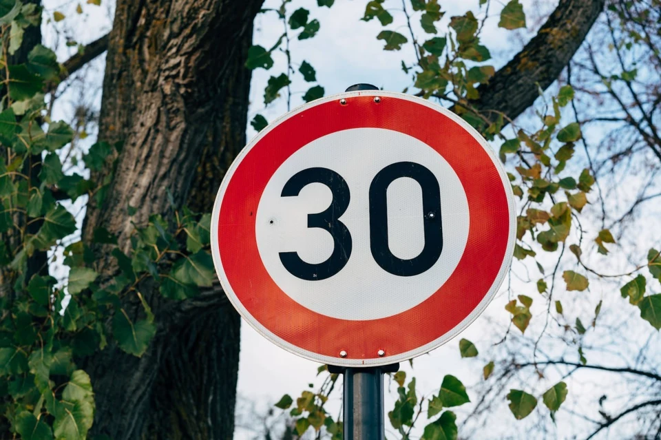 Примария просит установить в исторической части Кишинева ограничение скорости в 30 км/ч.