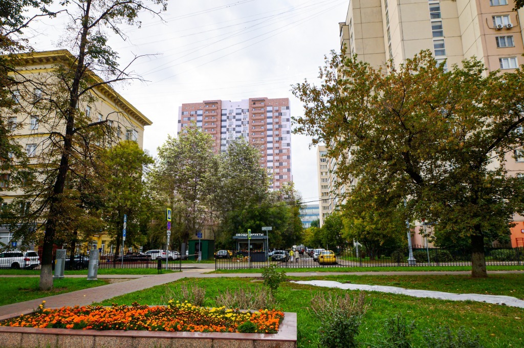 «В настоящее время в Южнопортовом ведется строительство уникального дома на 1-й улице машиностроения, отмеченного адресом 5а, со своим характером»