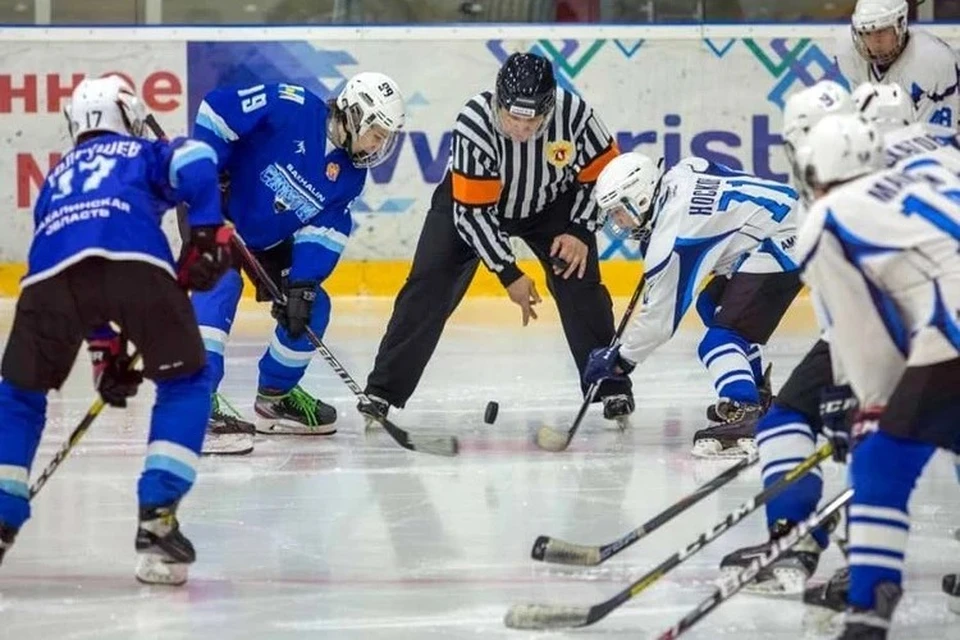 Хоккеисты сахалинского «Кристалла» встретятся с соперниками из Новокузнецка. Фото: пресс-служба «СШ «Кристалл»