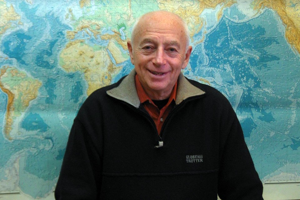 левин борис ефимович журналист. вульфович борис. вульфович борис григорьевич. владимир александрович магницкий. алексей эмильевич конторович.