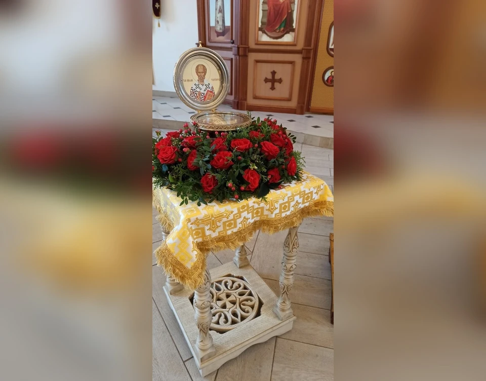 ковчег с мощами сергия радонежского 2022 фот. частица мощей сергия радонежского. какие мощи в самаре. храм во имя святителя николая чудотворца. мощи святых в мощевик.