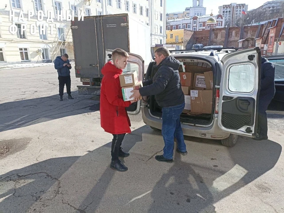 В состав груза вошло 600 продуктовых наборов. Фото: Народный фронт Самарская область