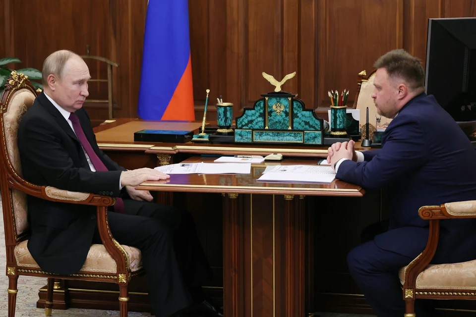 Разговор начался с традиционного производственного отчета. Фото: Михаил Климентьев/ТАСС