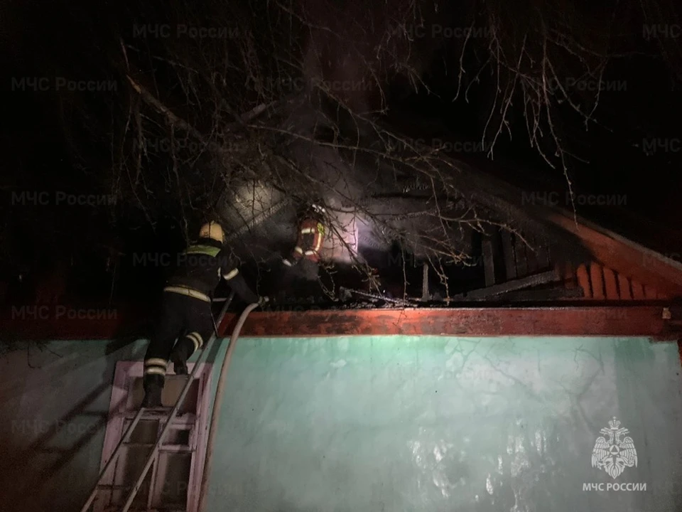 Во время пожара в городе Новомосковск Тульской области эвакуировали трех человек