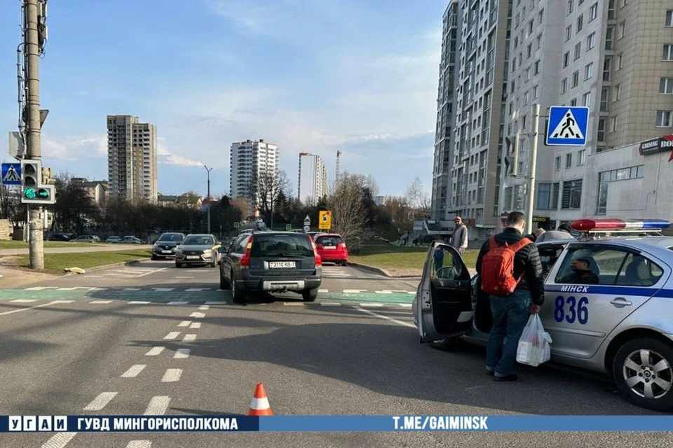 В Минске 66-летний водитель Volvo сбил 10-летнего мальчика на пешеходном переходе. Фото: телеграм-канал УГАИ ГУВД Мингорисполкома