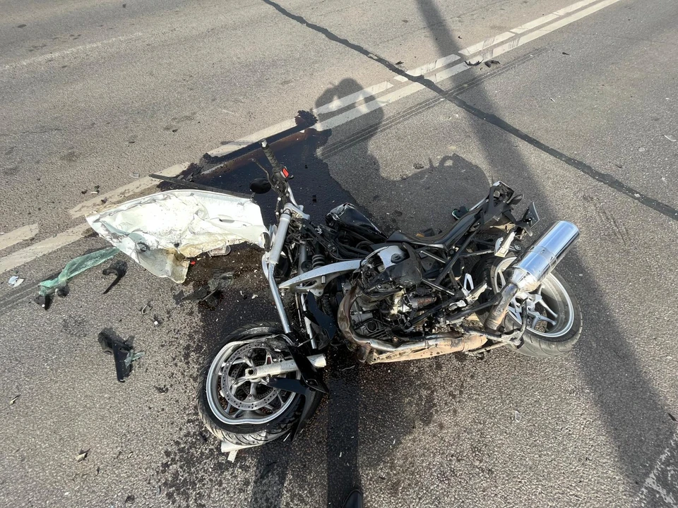 Оба участника аварии получили серьезные травмы