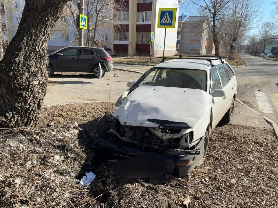 Мужчина оказался в больнице после ДТП в Комсомольске-на-Амуре Фото: ГИБДД Комсомольска-на-Амуре