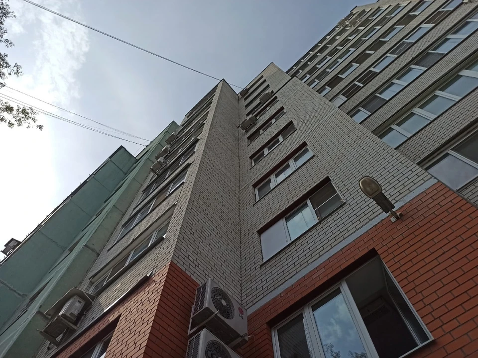 В Тульской области двое детей выпали из окон многоэтажек и получили травмы