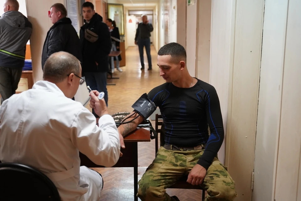 Всего весной планируют призвать более двух тысяч человек.
