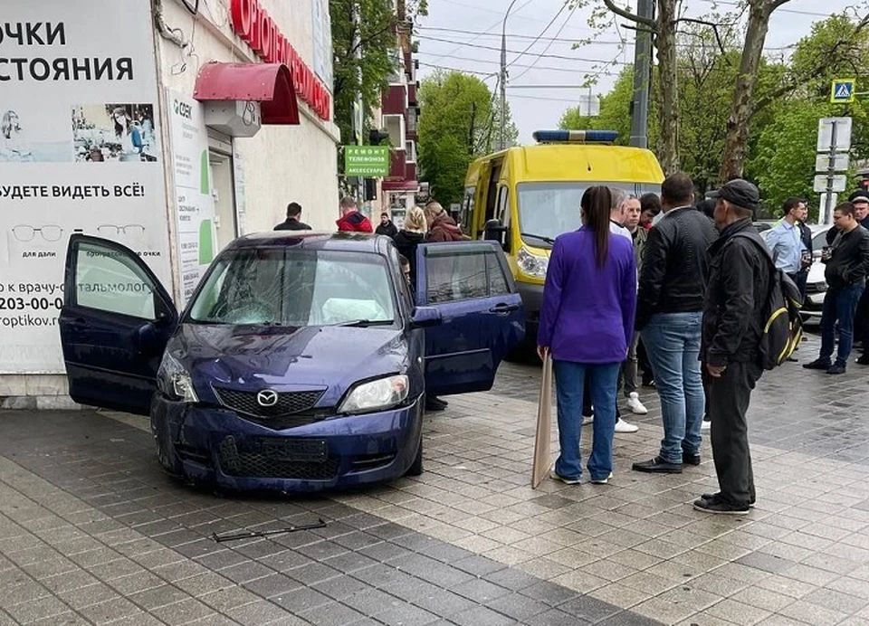 Порно видео на тротуаре