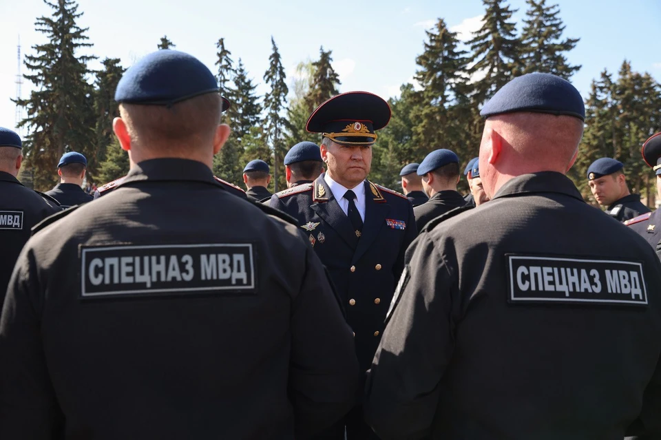 Начальник ГУ МВД области Михаил Скоков отметил, что полиция готова к охране общественного порядка в период майских праздников